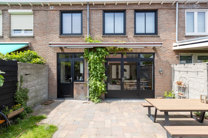 Renovatie, aluminium kozijnen, aluminium deuren in Den Bosch